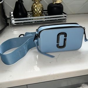 Marc Jacobs Snapshot crossbody bag. Baby blue